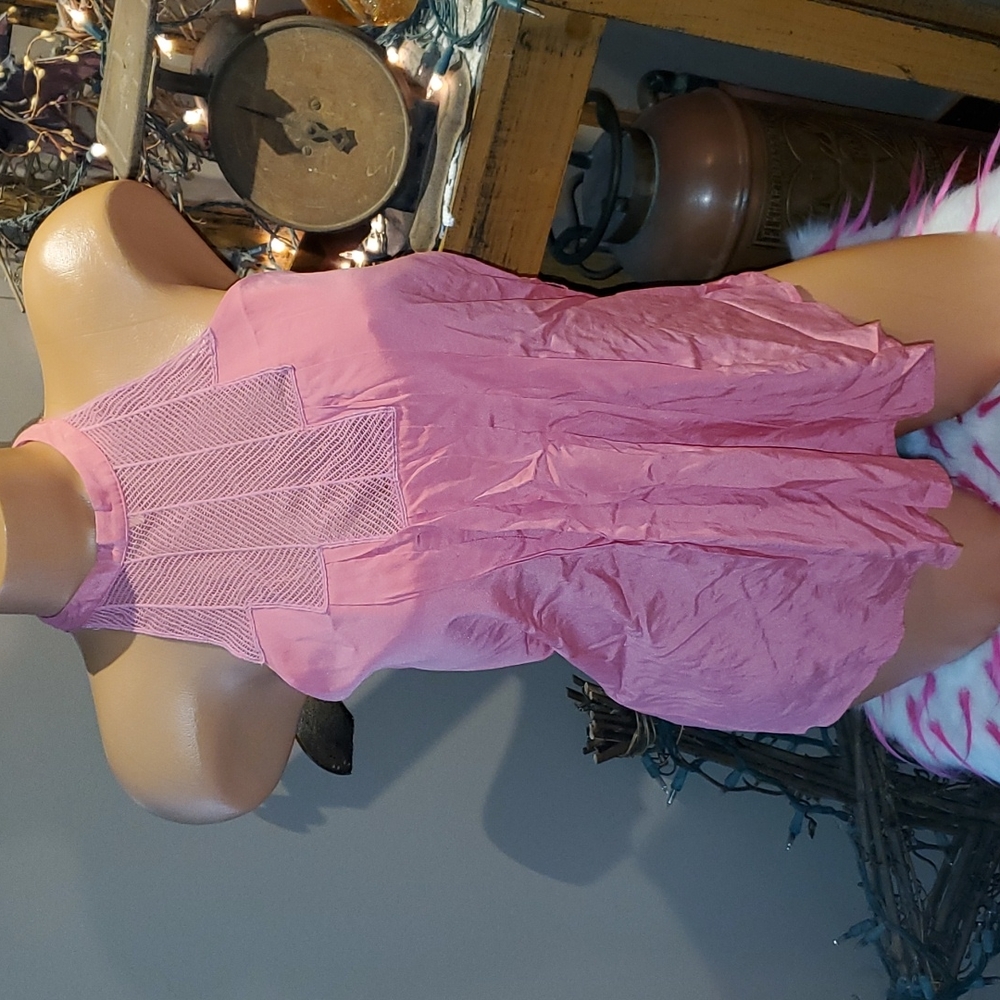 Bebe netted front silk top XS EUC